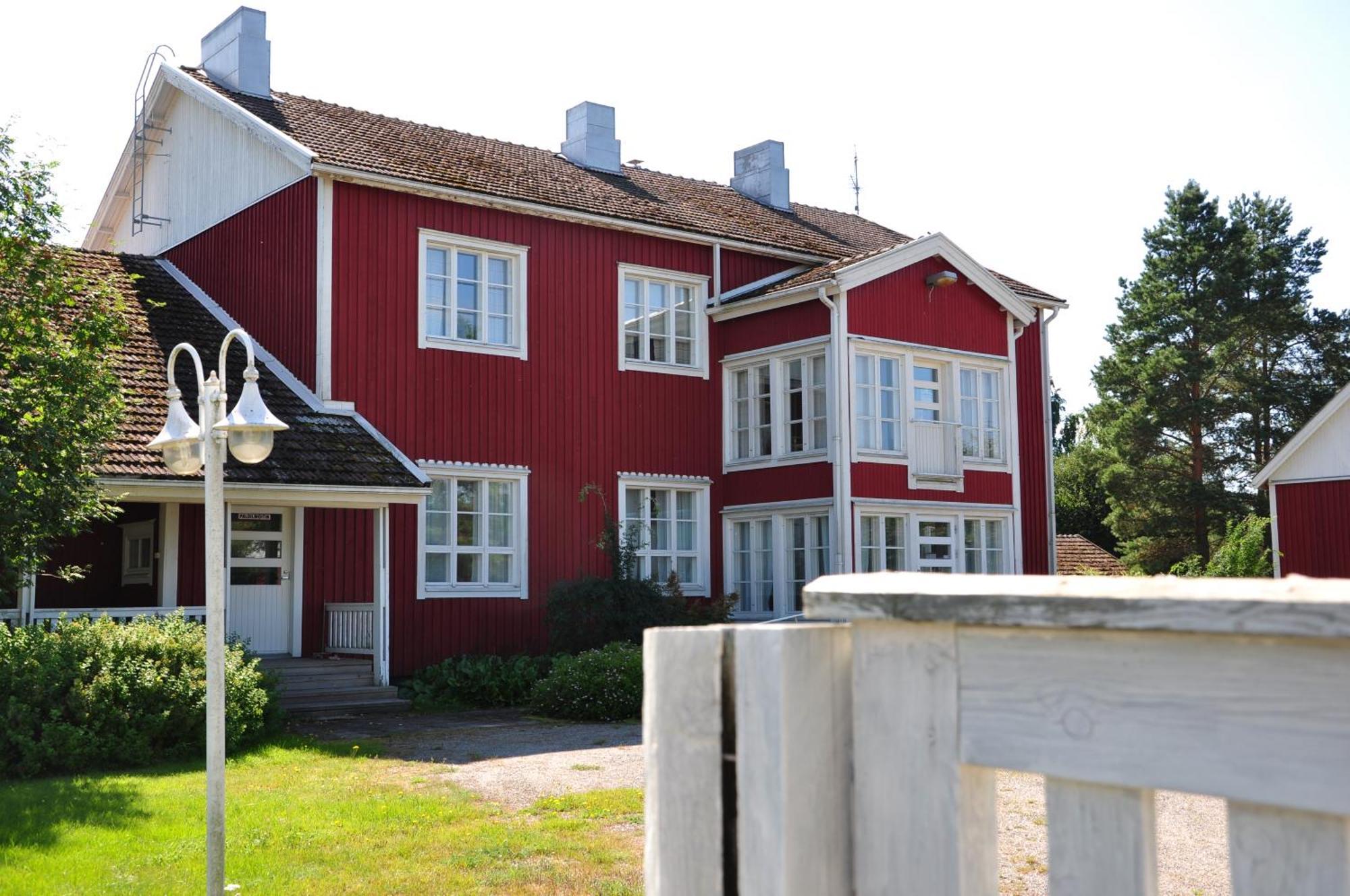 Opintola Bed & Breakfast Norinkyla Bagian luar foto